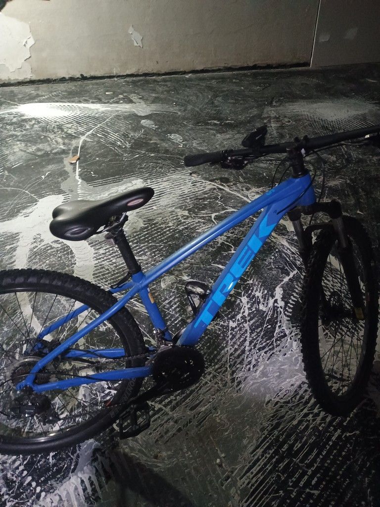 Marlin Trek 5