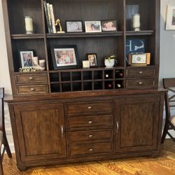 Ethan Allen "Christopher" China And Buffet