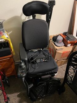 Powered wheelchair