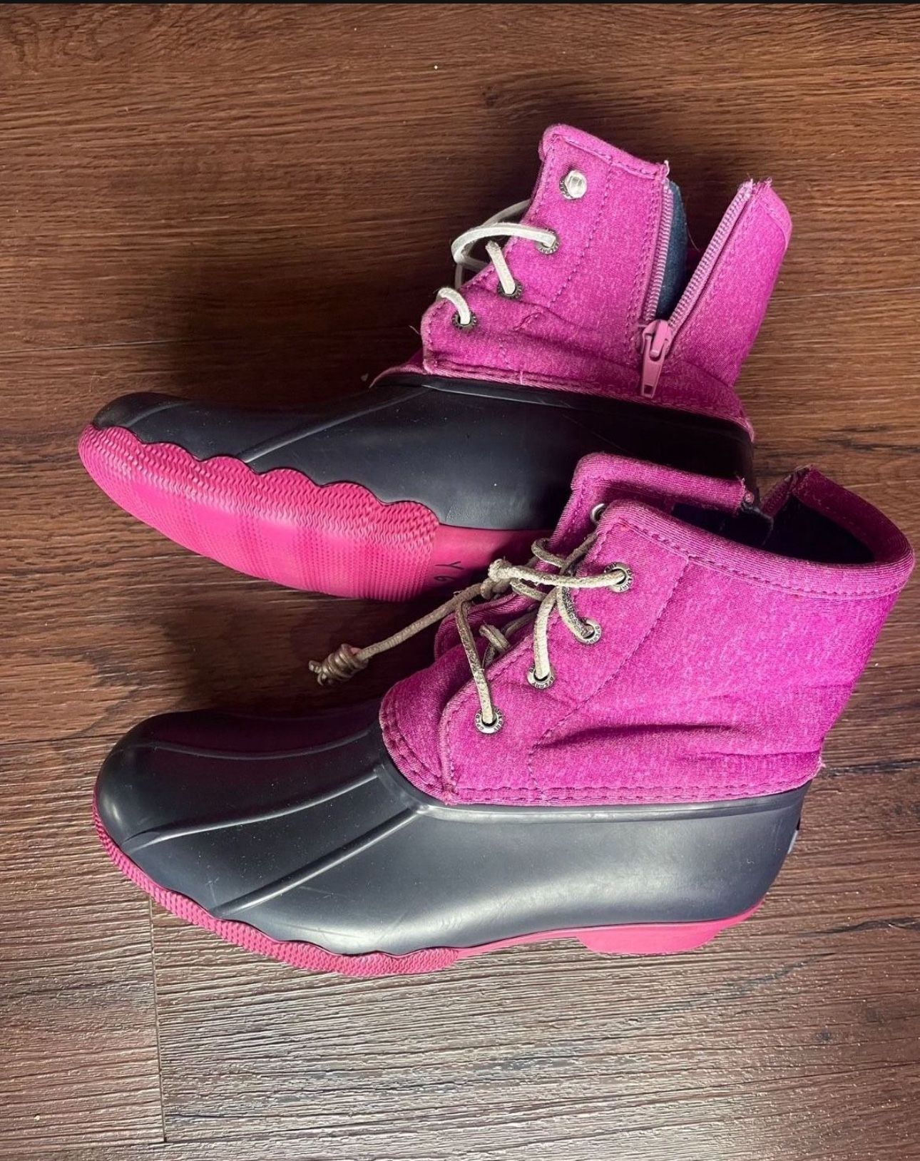 Girls Snowboots Sperry, Like New, Size 3