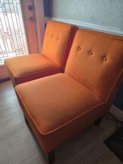 Accent Chairs