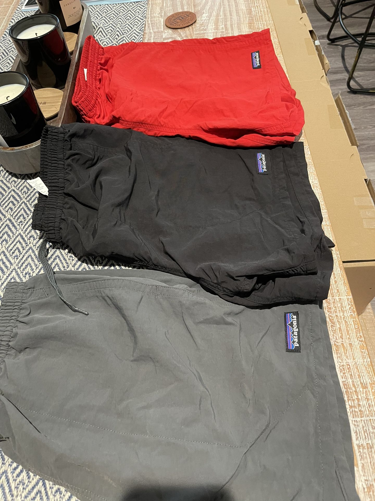 Patagonia Baggies Mens Medium Worn 1 Time