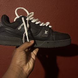 Lv trainers for sale