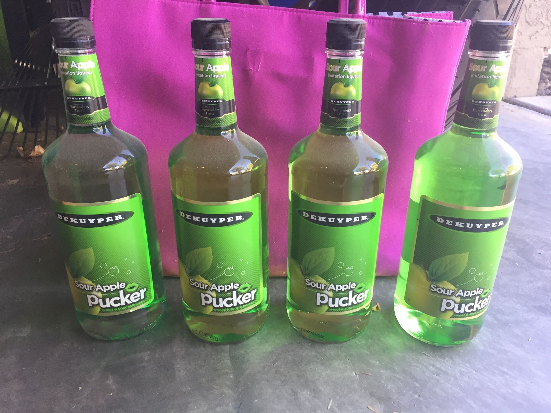 Sour Apple Pucker Liqueur
