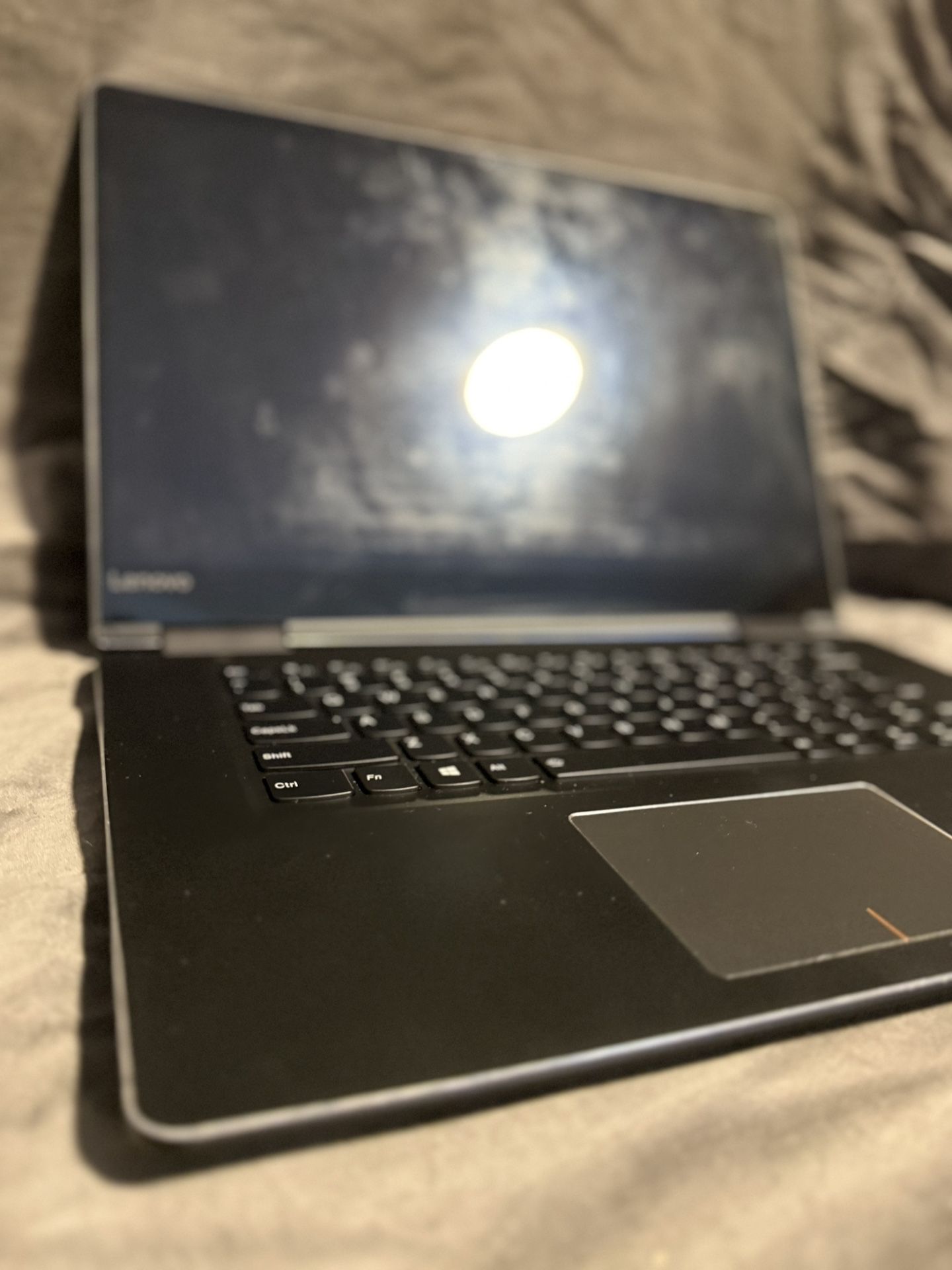 Lenovo Yoga 710-15lSK