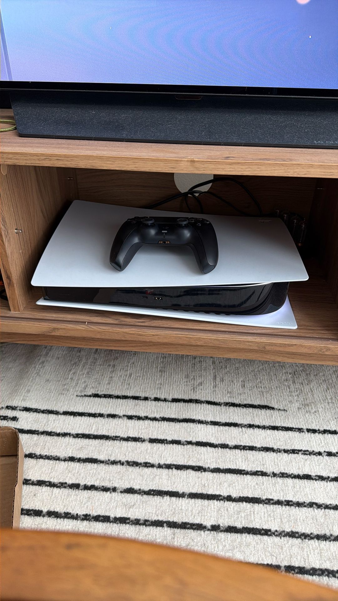 PS5 Digital Version - Like New (hardly played)
