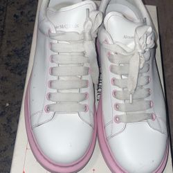 Alexander Mcqueens Size 44