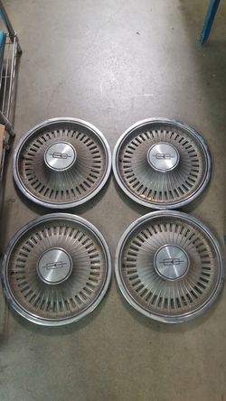 Oldsmobile Hubcaps