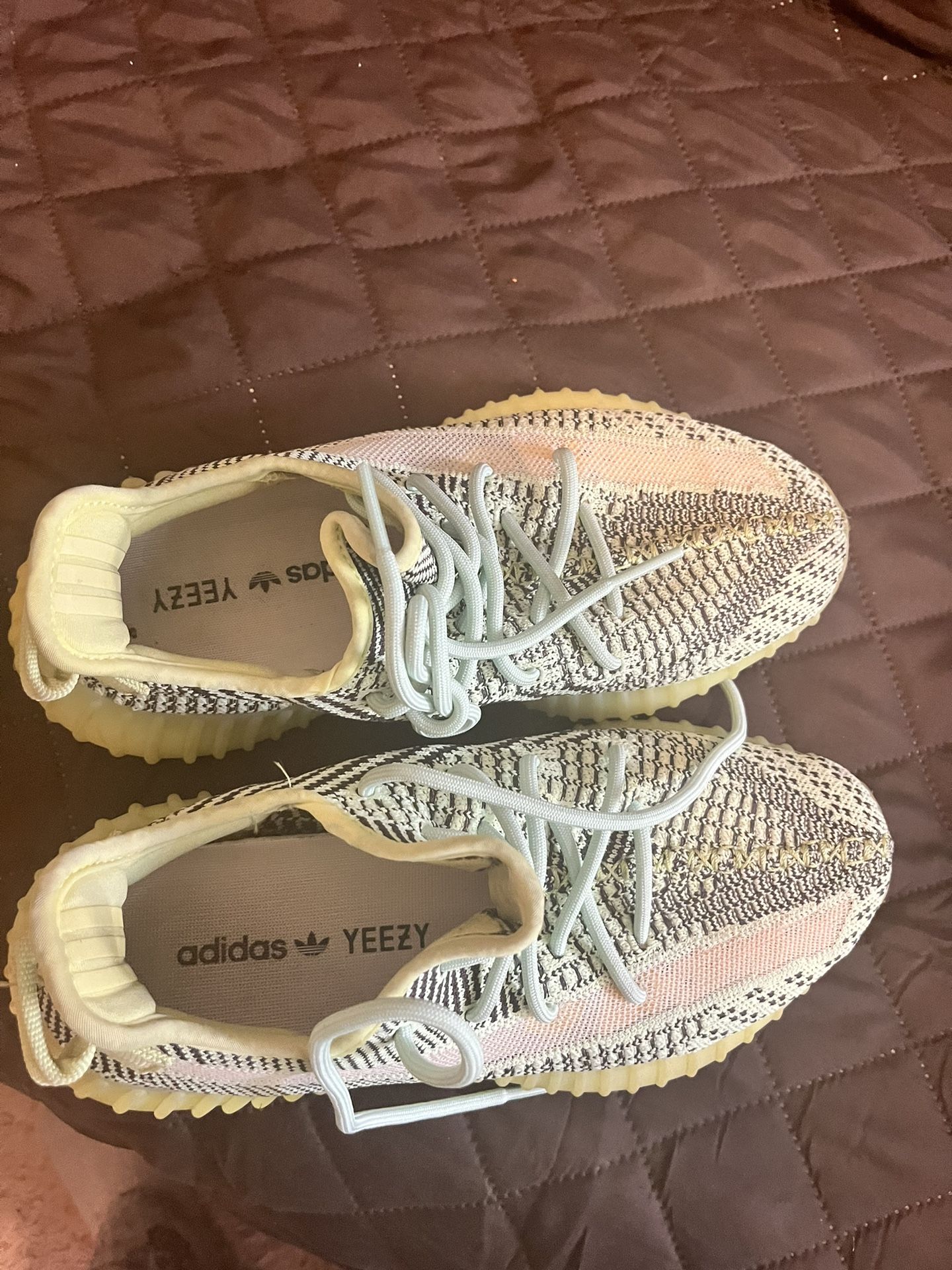Adidas Yeezy Size 9, unisex - conticontadores.com.br