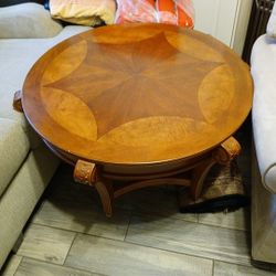 Oval   Coffee Table