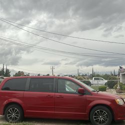 Dodge Caravan