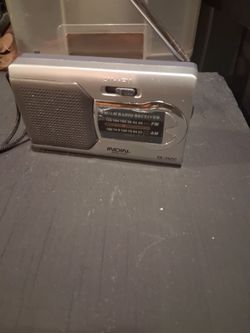 Pocket am/ fm radio