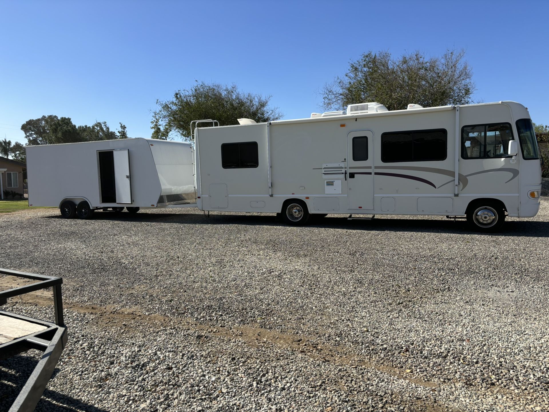 2004 30’ Hurricane 