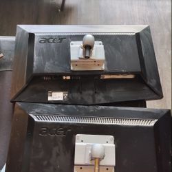 Dual Acer  Monitors+ Stand