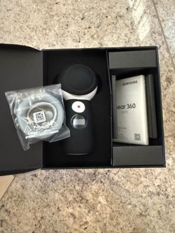 Samsung Gear 360 Real 360° High Resolution VR Camera