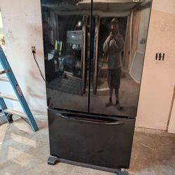 Kenmore Refrigerator With French Doors And Bottom Freezer Door 