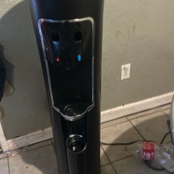 Agua Fría Y Caliente 