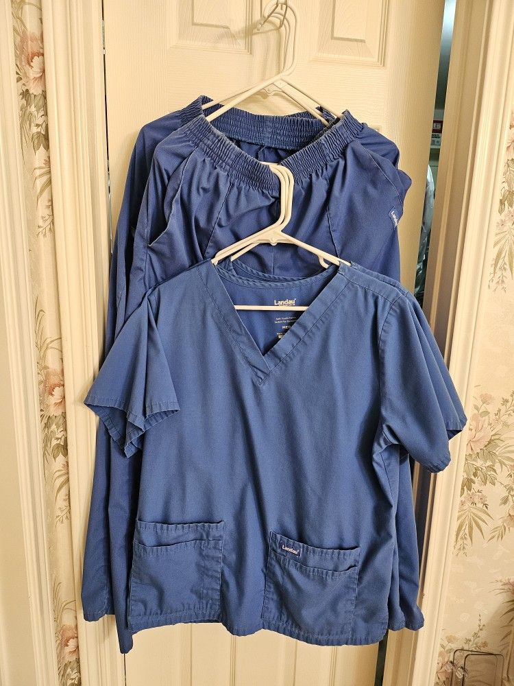 Scrub Set