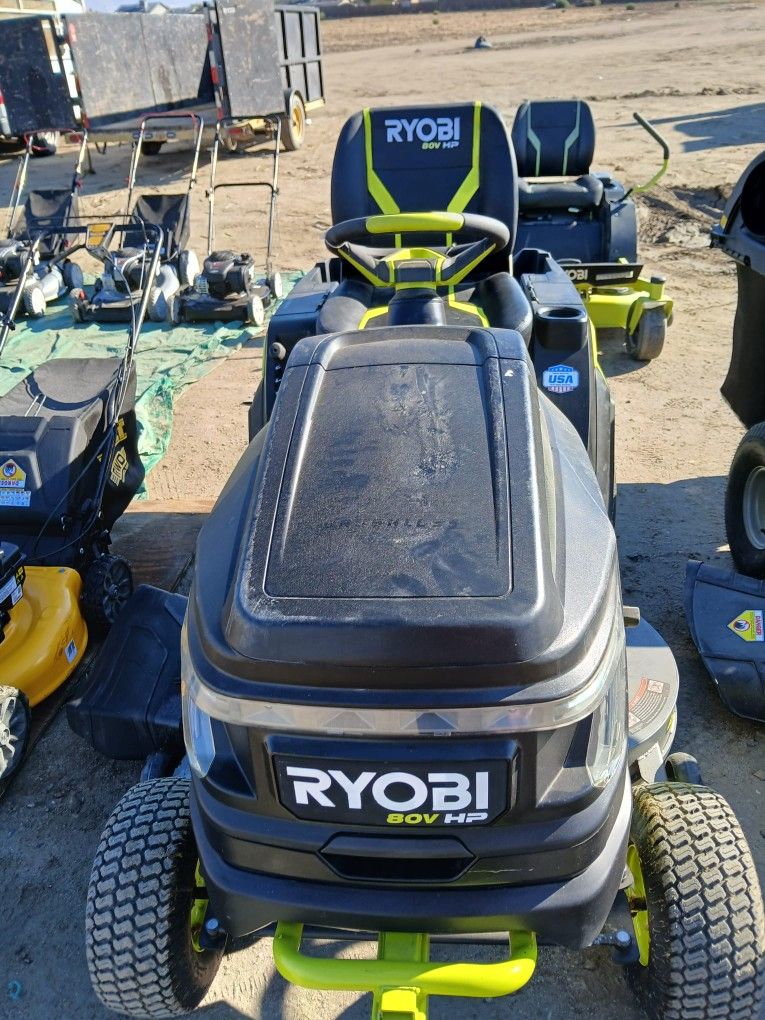 RYOBI
80V HP Brushless 42 in. Battery Electric Cordless Riding Lawn Tractor with (3) 80V 10Ah Batteries and Charger