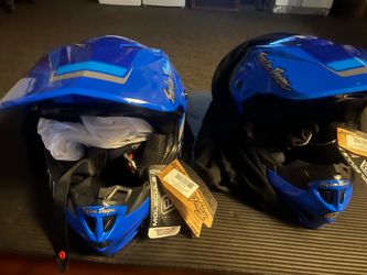 Original Troy Lee Design helmet brand new size available youth medium