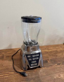 Oster Pro 1200 7 Speed Food Smoothie Blender Brushed