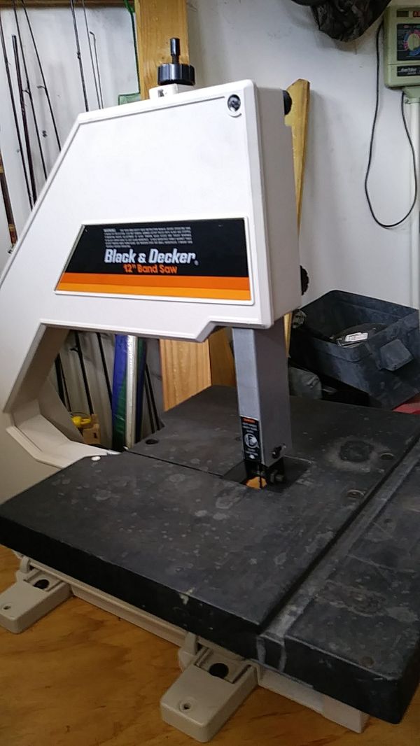 Black & Decker 12 inch band saw for Sale in Jacksonville, FL - OfferUp