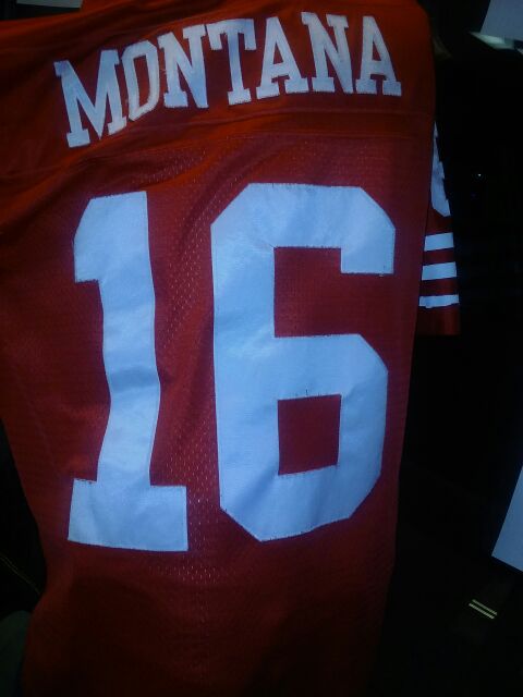 Nfl 49ers Montana #16 jersey. Size medium