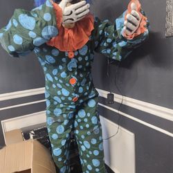 Halloween Decorations And Antimontronics 