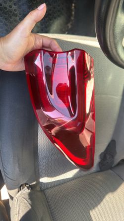 Kia sportage tail light