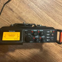 Tascam DR-70D Linear PCM Recorder