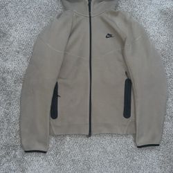 Nikē Tech Fleece Cream jacket 