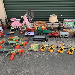 Toys, Games & Kids Decor