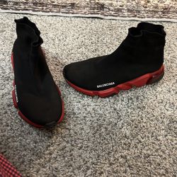 Balenciaga Men’s Sneakers Size 11.5 Authentic Black And Red Knit Too