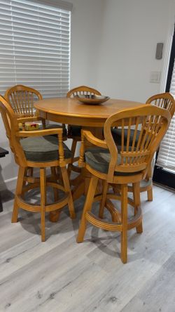 Round Counter Height Dining Table w/ 5Swivel Chairs – Solid Wood