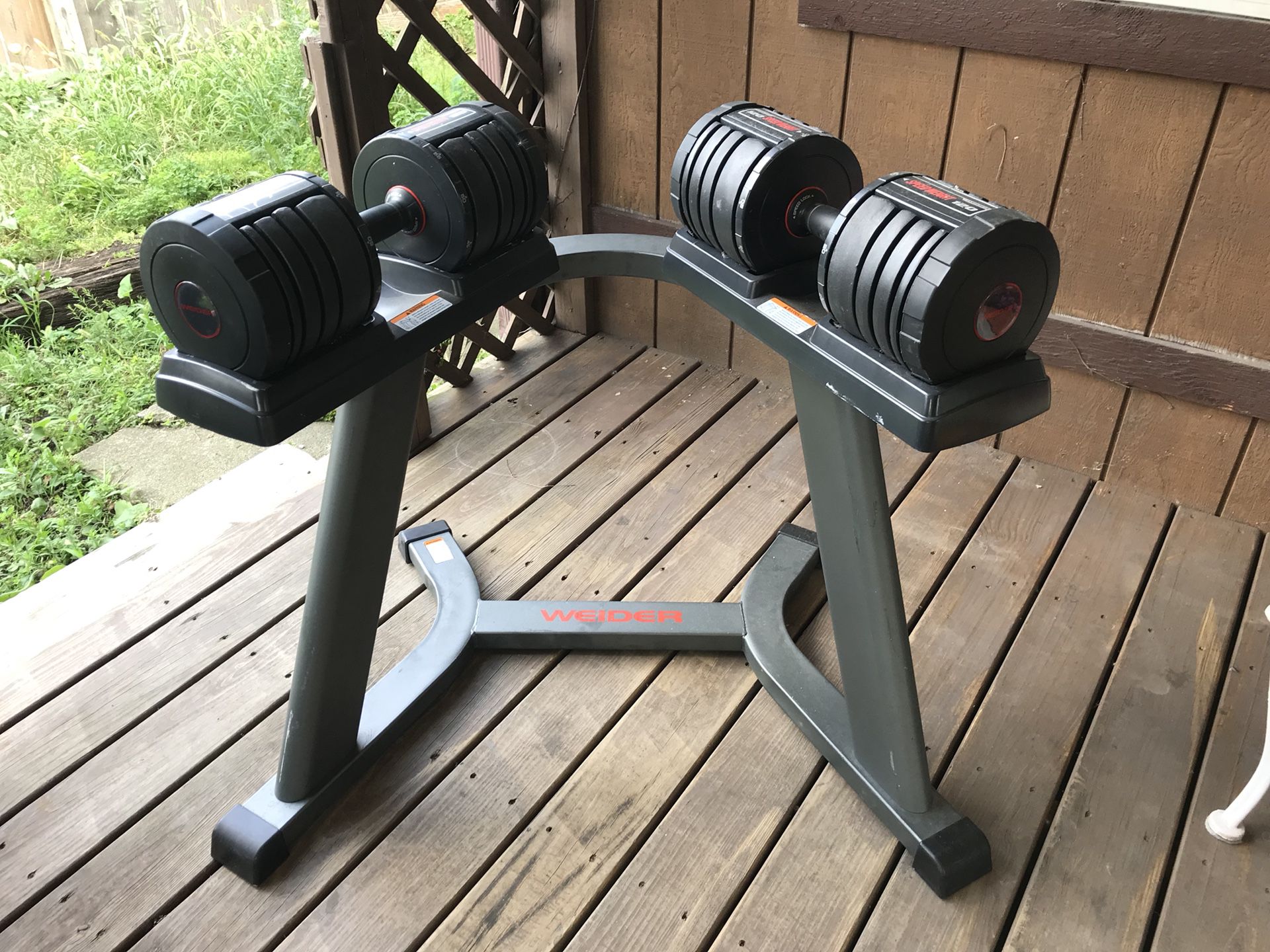 Weider Speed Weight 120 (15-60 lbs.) Adjustable Dumbbell Set with Stand