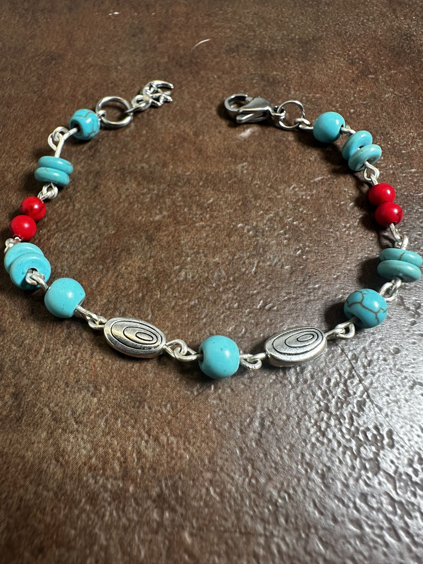 Handmade Turquoise Howlite Beaded Bracelet.