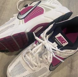 Nike venoms