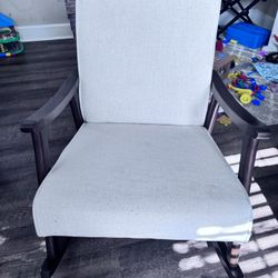 Rocking chair 
