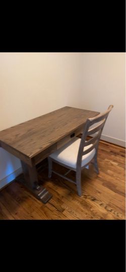 Craftsman desk