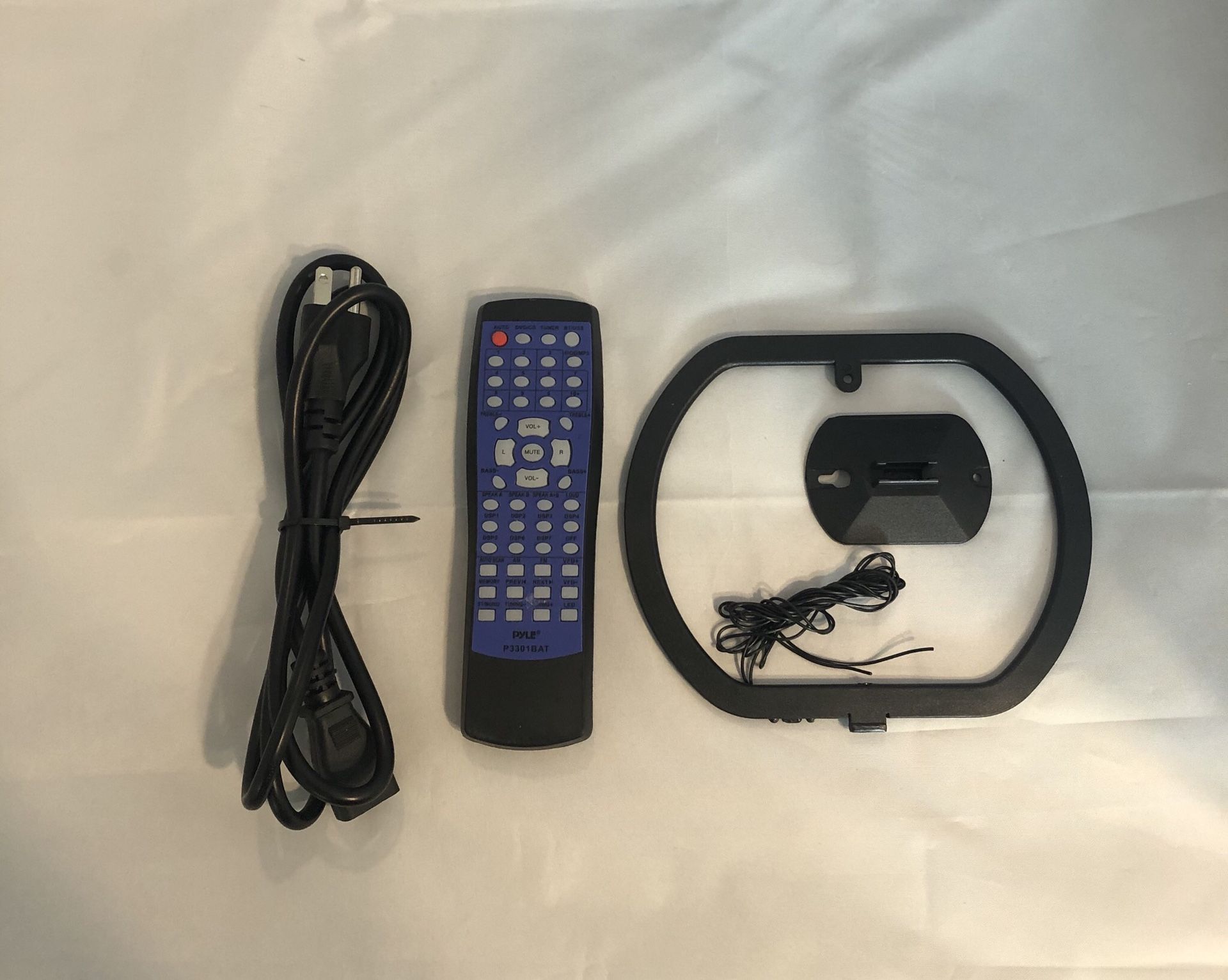 Pyle P3301BAT Bluetooth Hybrid Amplifier Receiver Stereo Amplifier