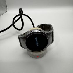 Samsung Gear S2 Smartwatch Silver 