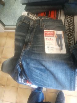 Levi's size 29 x 30 new