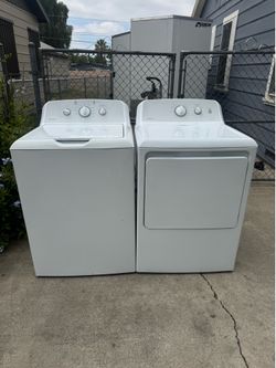 Washer and dryer set