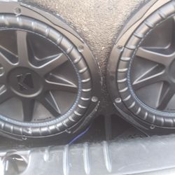 2 kicker CVX 12in 2 ohm