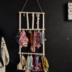 Baby Bows And Bow Headband Holder 