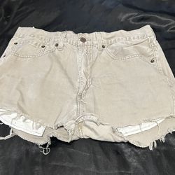 women’s levi khaki jean shorts