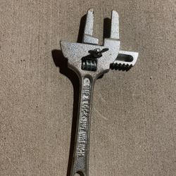 Slip Lock Nut Wrench