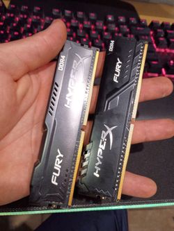 16 GB ddr4, old but works.