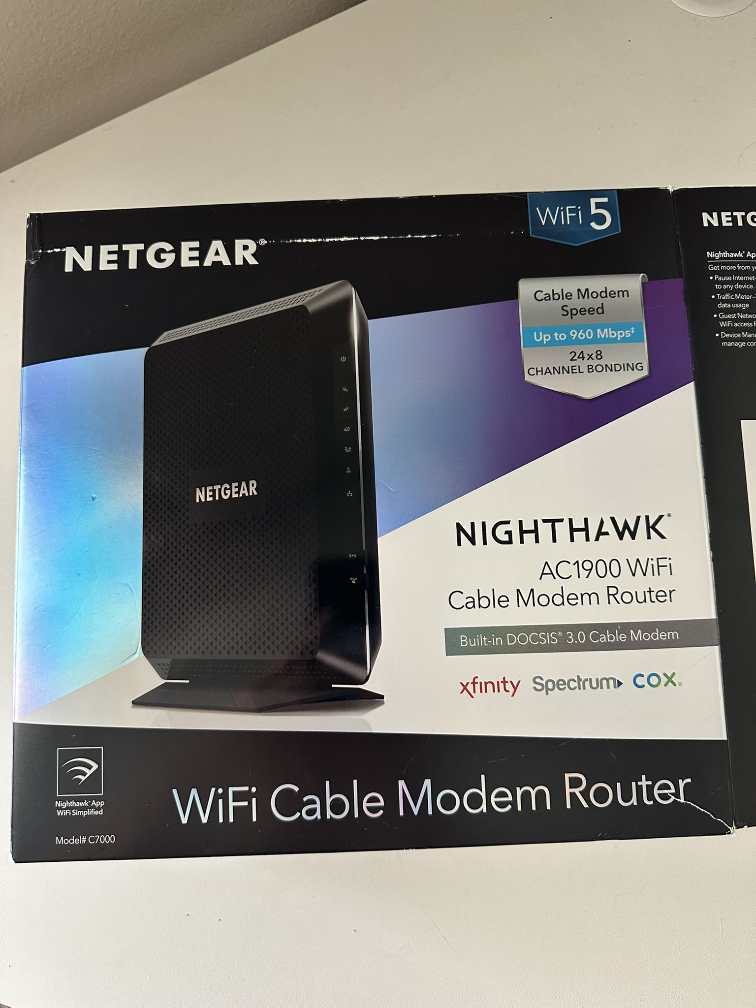  High-Speed Modem & Wi-Fi Router Combo – Great Condition With Box