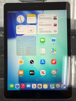 iPad 8th 32gb WiFi and cellular